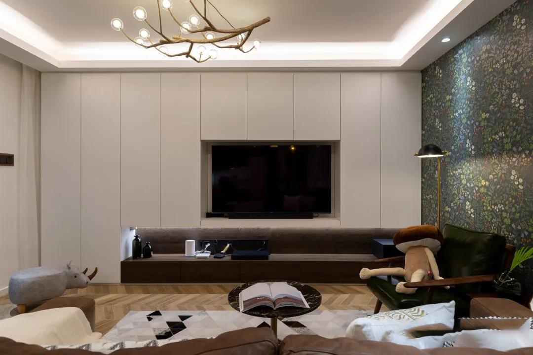 1629769128338107.jpg 5..jpg